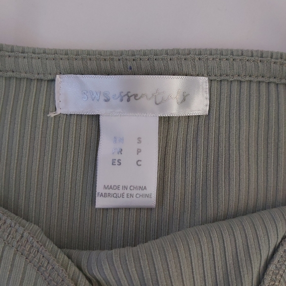 SWS Essentials Tank Tops - Picture 3 of 3